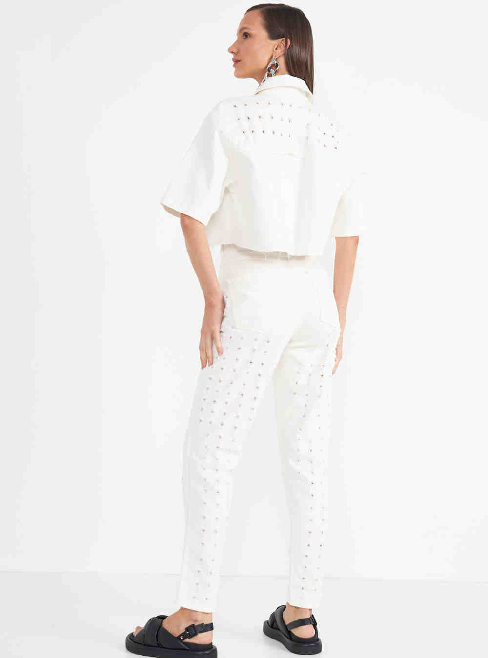 Chaqueta corta desgastada