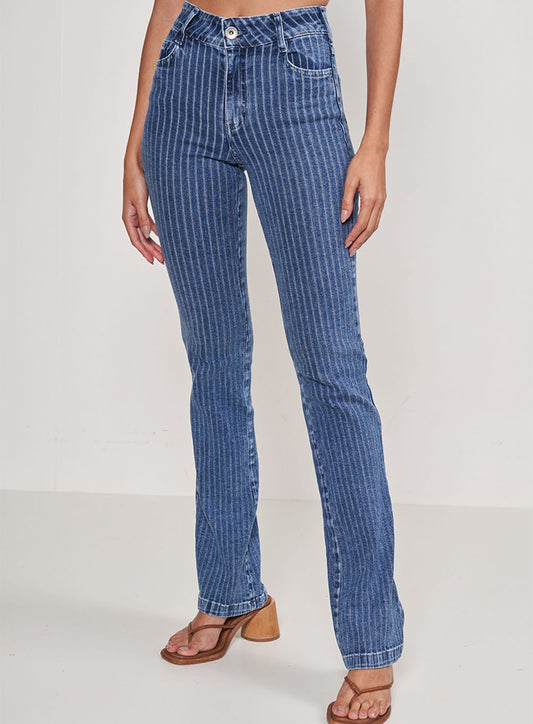 Jeans vaqueros líneas