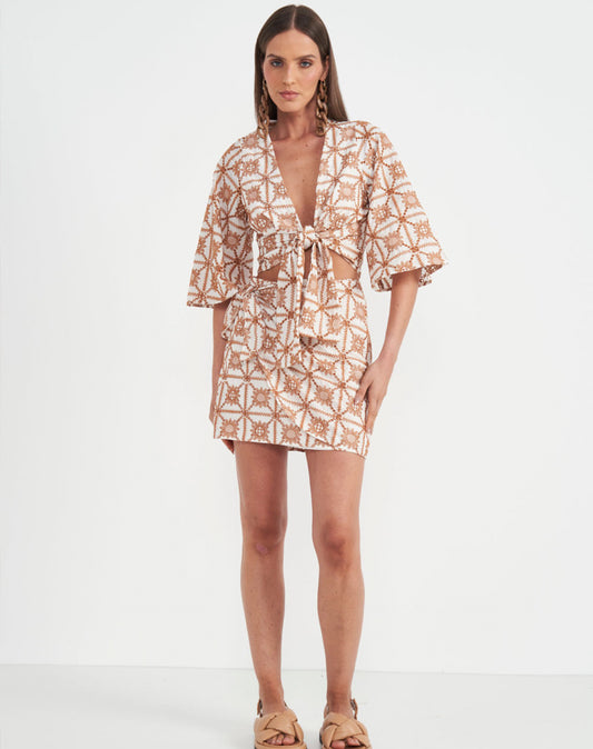 Minifalda bordada colcci